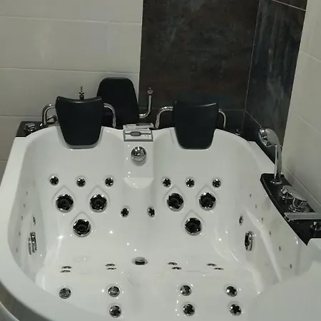 Vendégház La Grange Des Arondes 3*