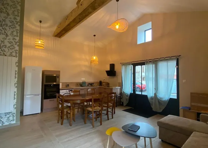 La Grange Des Arondes Les Magnils-Reigniers